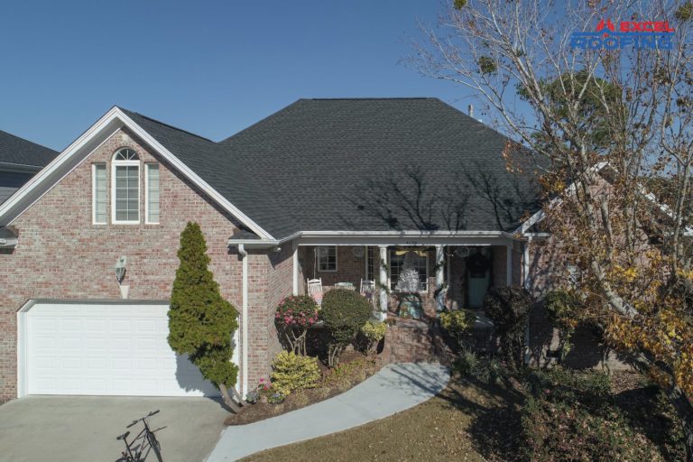 Charcoal architectural shingle roof in Wilmington, NC.